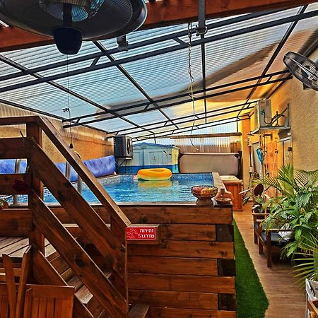 הפינה של טלי בנהריה - אירוח וספא בריאות מחומם Apartment Exterior photo